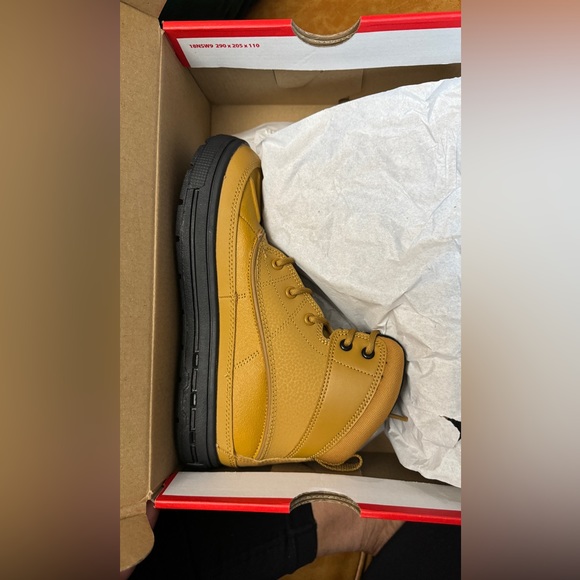 Nike Woodside 2 High ACG (Preschool size 3) BRAND NEW, IN BOX - Picture 2 of 11